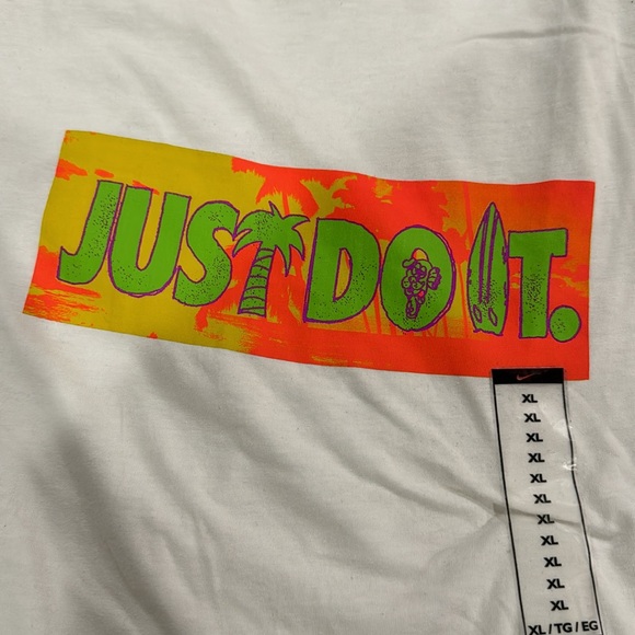 🧡Men's Nike Beach Party Tee - Picture 7 of 7